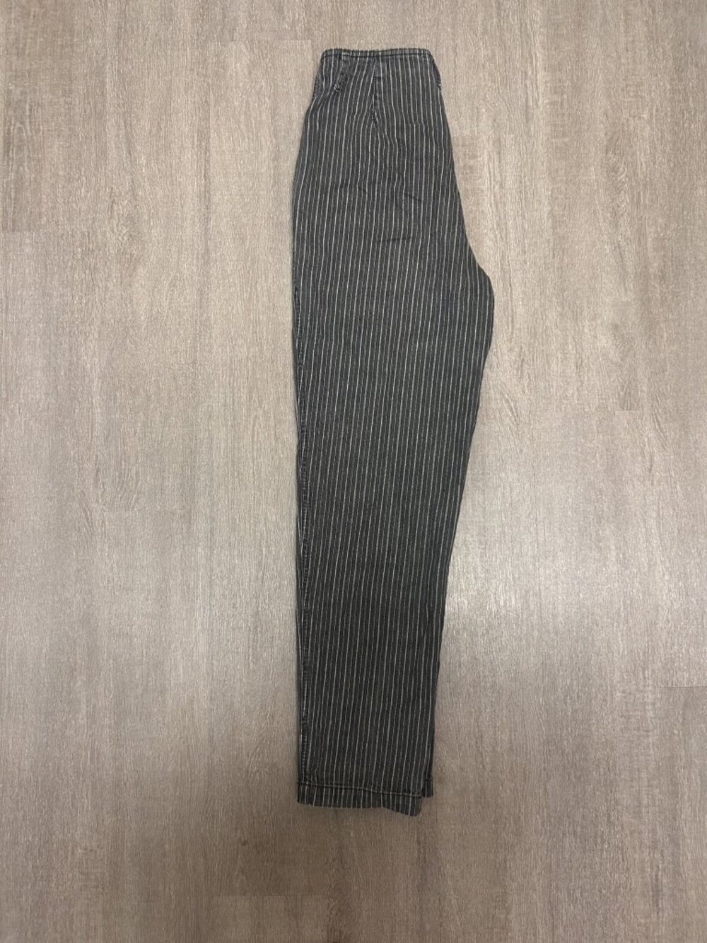 Vintage 90s Lizwear Liz Claiborne Gray Pinstripe High Rise Straight Leg Jeans 8 - Picture 2 of 4